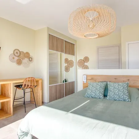 Holiday home 3 Chambres, Vue Mer, Piscine, Parking *